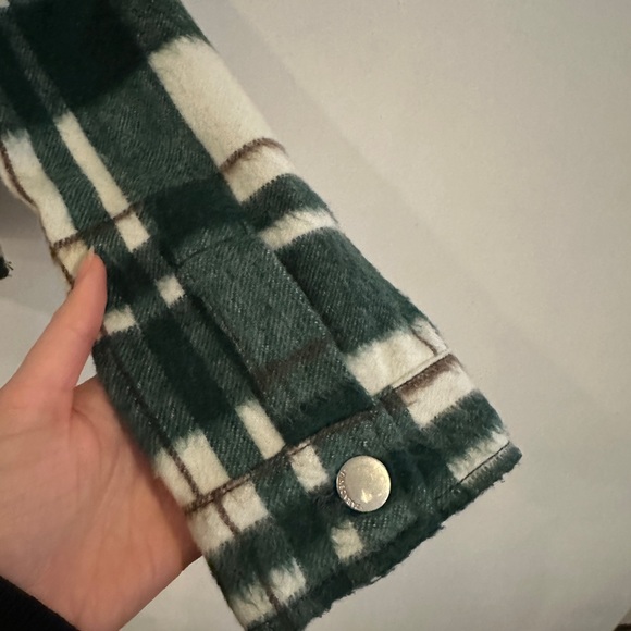 Zara Cropped Shacket - Picture 5 of 5